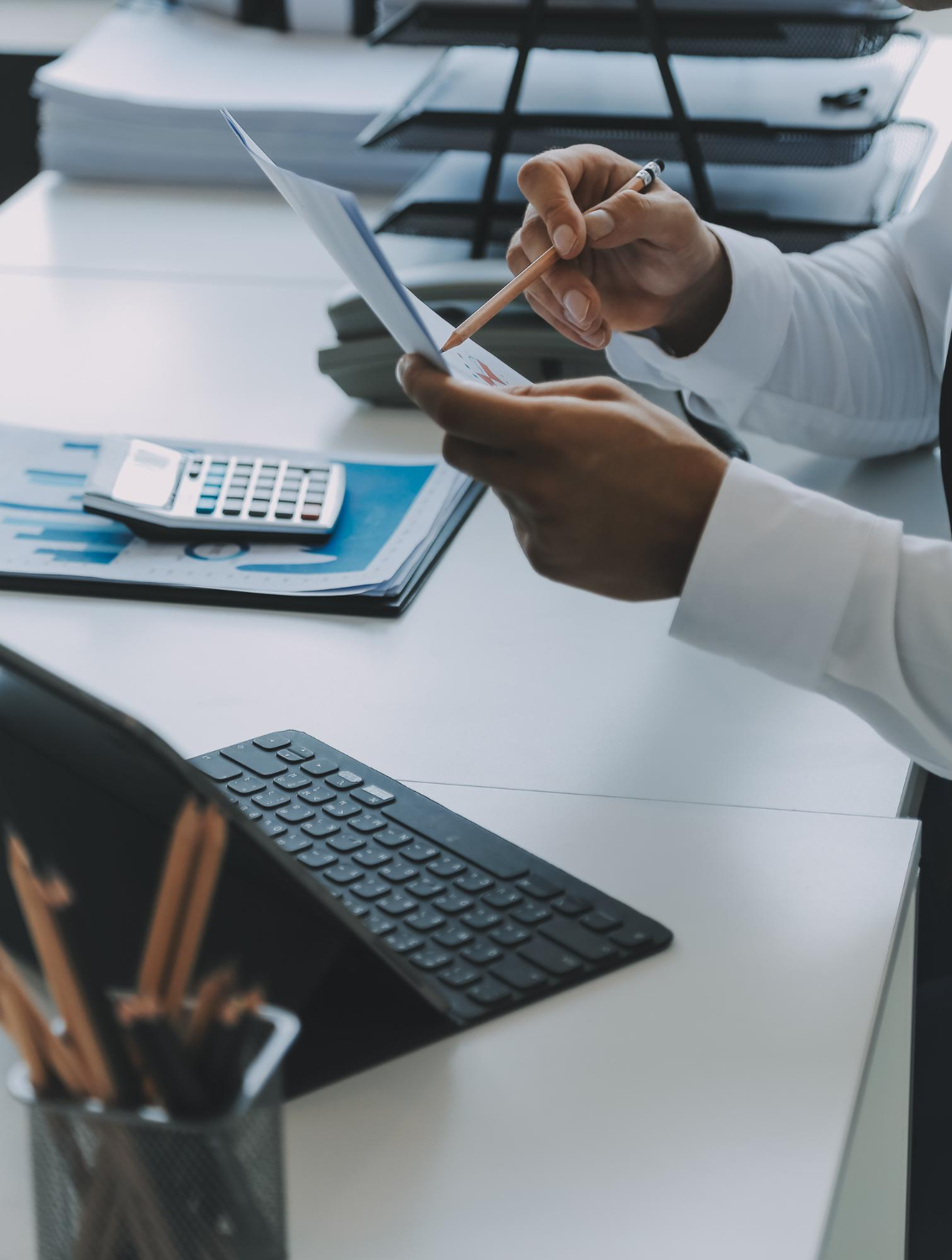 Business accounting support meeting